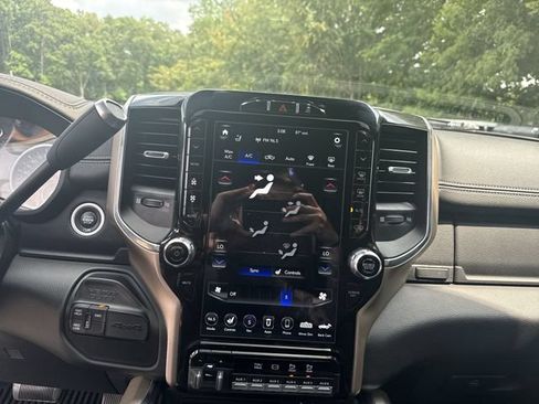 Used 2019 RAM 2500 Laramie AWD/4WD image 18