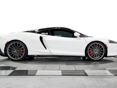 Used 2021 McLaren GT RWD image 34