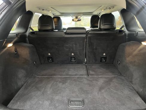 Used 2019 Jeep Cherokee Limited w/ Luxury Group image 34