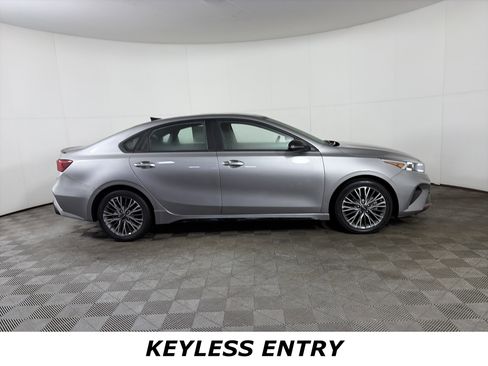 Certified 2024 Kia Forte GT-Line image 7