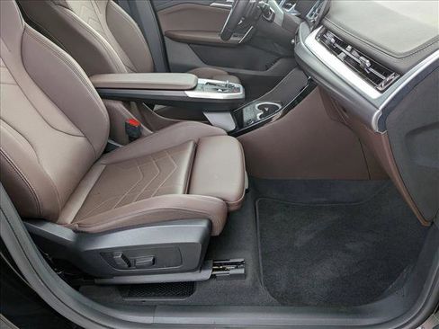 Used 2025 BMW X1 xDrive28i image 21