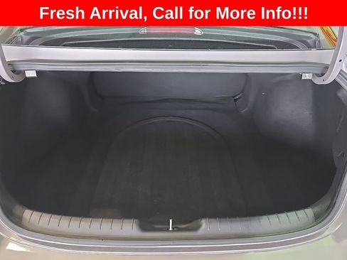Used 2022 Hyundai Elantra Blue FWD image 20