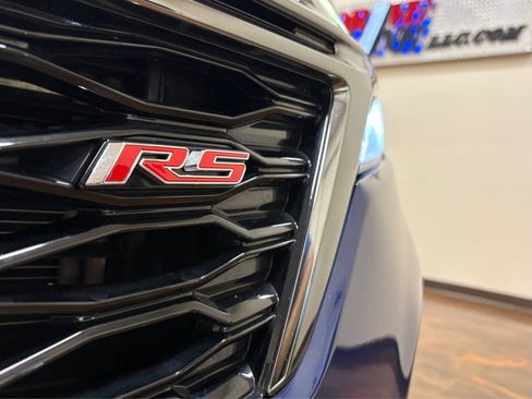 Used 2022 Chevrolet Equinox RS w/ Infotainment Package FWD image 46