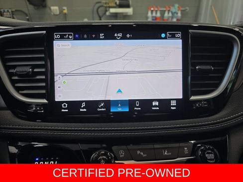 Used 2026 Chrysler Pacifica Select AWD/4WD image 24