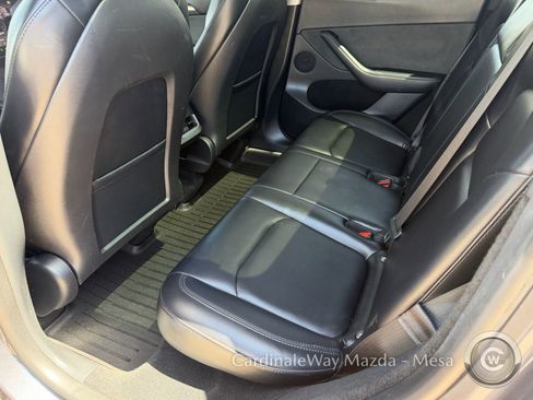 Used 2023 Tesla Model Y 2WD image 16
