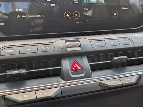 Used 2025 Kia K4 GT-Line Turbo image 37