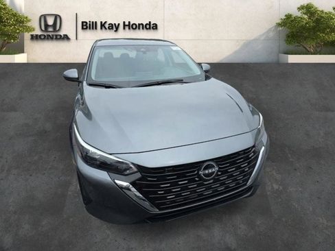 Used 2025 Nissan Sentra S FWD image 7