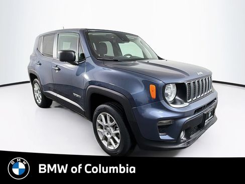 Used 2023 Jeep Renegade Latitude AWD/4WD image 1