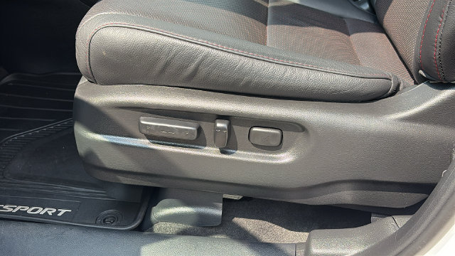 Used 2025 Honda Passport Black Edition image 10