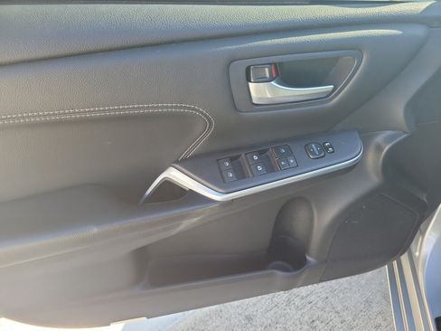 Used 2015 Toyota Camry XLE FWD image 20