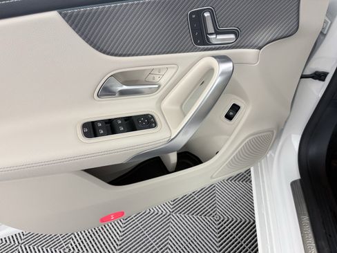 Used 2025 Mercedes-Benz CLA 250 CLA 250 image 15