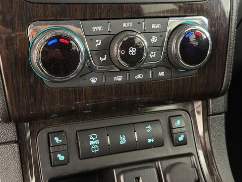 Used 2016 Chevrolet Traverse LT image 30