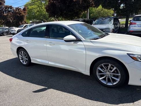 Used 2021 Honda Accord LX image 3