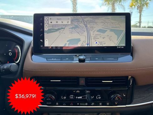 New 2026 Nissan Rogue Platinum image 14