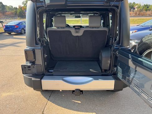 Used 2008 Jeep Wrangler Sahara w/ PWR Convenience Group image 13