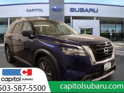 Used 2025 Nissan Pathfinder SL w/ SL Premium Package