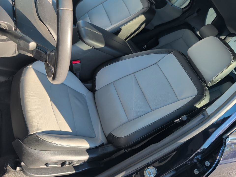 Used 2020 Chevrolet Equinox Premier FWD image 30