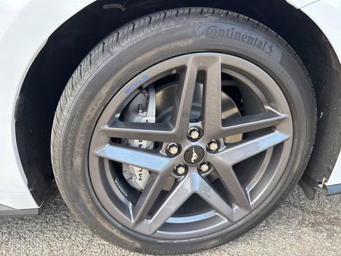 Used 2024 Ford Mustang GT Premium image 4