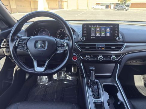 Used 2020 Honda Accord Sport image 17