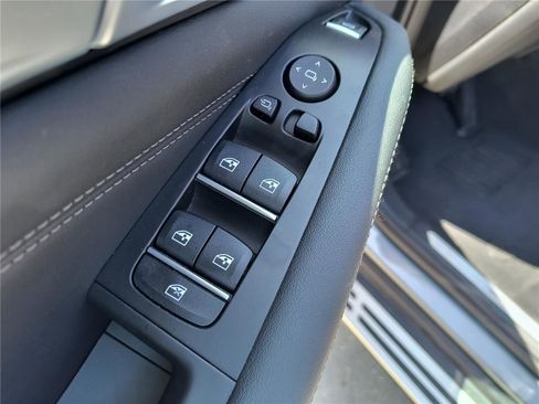 Used 2024 BMW X5 xDrive40i image 18