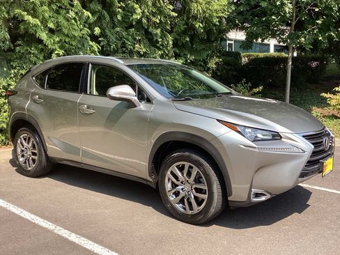 Used 2016 Lexus NX 200t AWD w/ Premium Package image 7