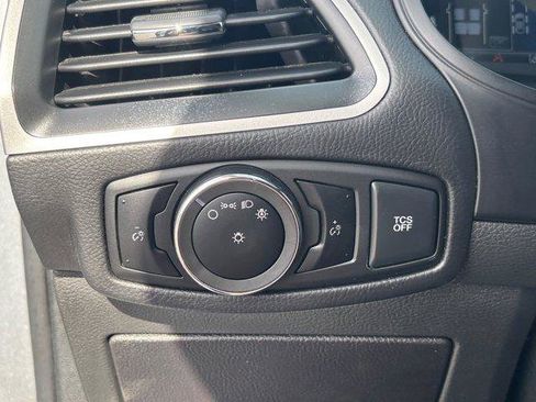 Used 2023 Ford Edge SEL AWD/4WD image 29