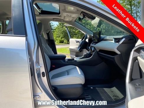 Used 2024 Toyota RAV4 XLE Premium w/ Weather Package AWD/4WD image 17