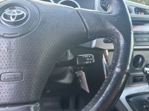 Used 2006 Toyota Matrix image 8