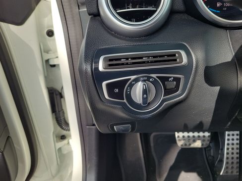 Used 2021 Mercedes-Benz C 300 Cabriolet image 29