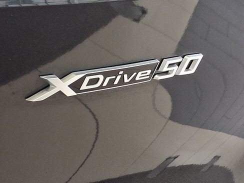 Certified 2025 BMW iX xDrive50 w/ Premium Package image 34