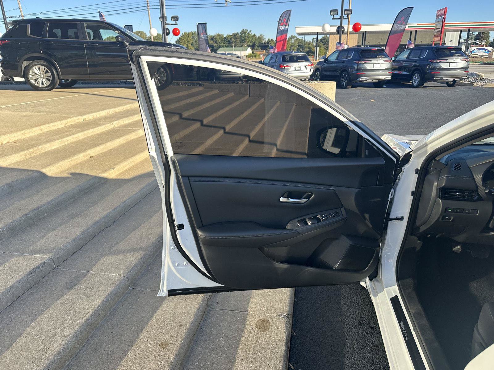 Used 2025 Nissan Sentra SV w/ All-Weather Package FWD image 9