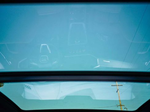 Used 2023 Audi Q3 2.0T Premium w/ Convenience Package image 11