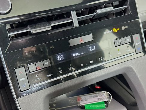 Certified 2020 Toyota Avalon Limited w/ Advanced Safety Package image 16