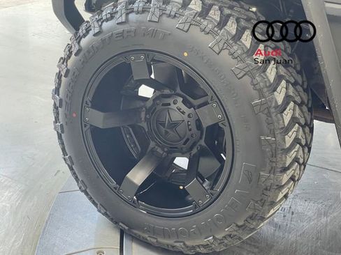 Used 2005 HUMMER H2 SUT w/ Preferred Equipment Group image 10