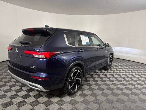 Used 2024 Mitsubishi Outlander SE AWD/4WD image 8