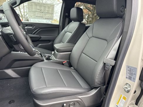 New 2026 GMC Canyon Elevation w/ Convenience Package AWD/4WD image 11