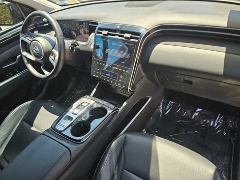 Certified 2024 Hyundai Tucson Limited AWD/4WD image 11