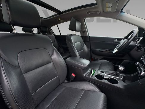 Used 2021 Kia Sportage EX w/ EX Technology Package image 10