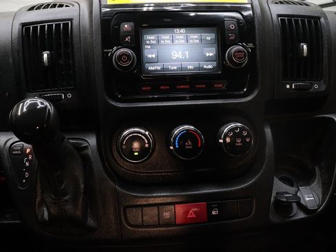 Used 2018 RAM ProMaster 2500 image 19