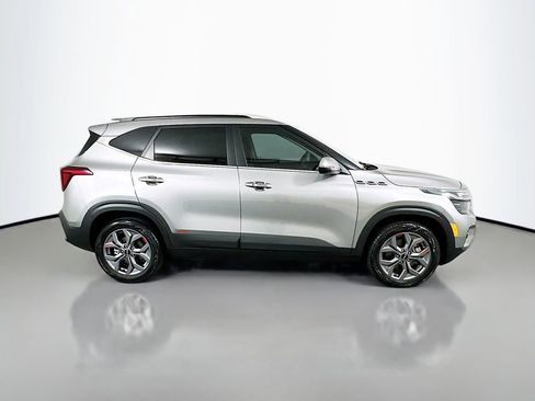 Used 2024 Kia Seltos S AWD/4WD image 4
