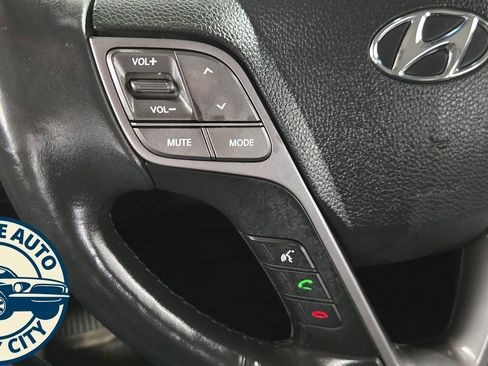 Used 2019 Hyundai Santa Fe XL image 13