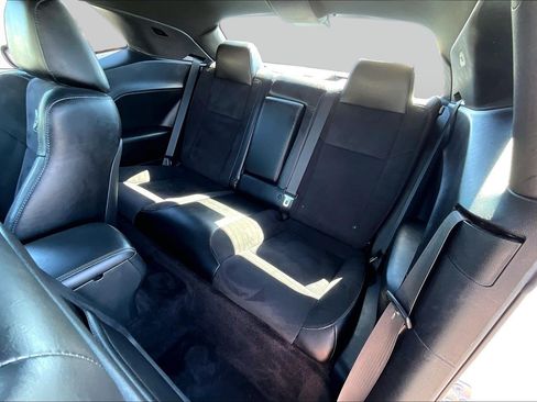 Used 2017 Dodge Challenger R/T Scat Pack RWD image 26