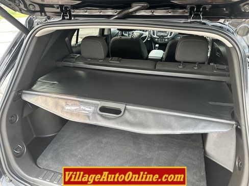 Used 2022 Chevrolet Equinox LT w/ Driver Convenience Package AWD/4WD image 36