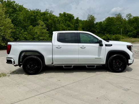 Used 2024 GMC Sierra 1500 Elevation AWD/4WD image 7
