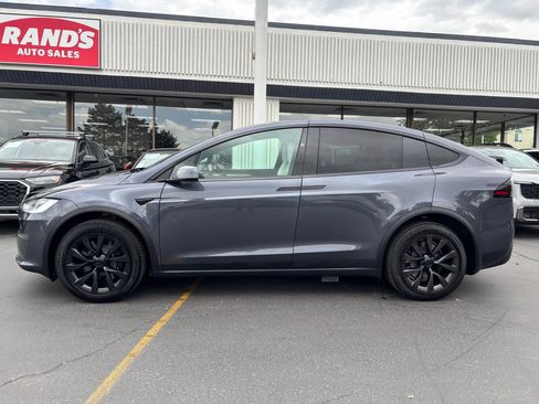 Used 2022 Tesla Model X AWD/4WD image 19