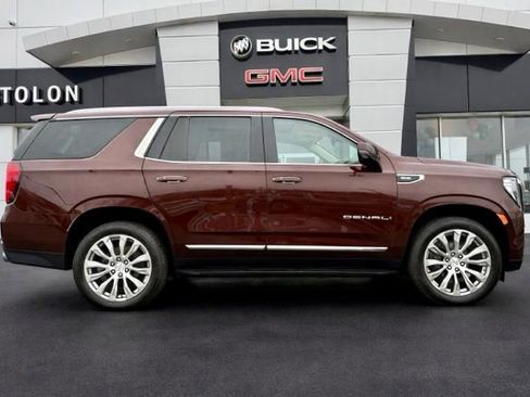 Used 2023 GMC Yukon Denali w/ Max Trailering Package image 2