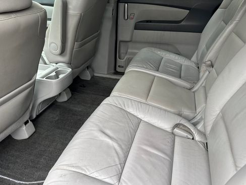 Used 2013 Honda Odyssey Touring Elite image 27
