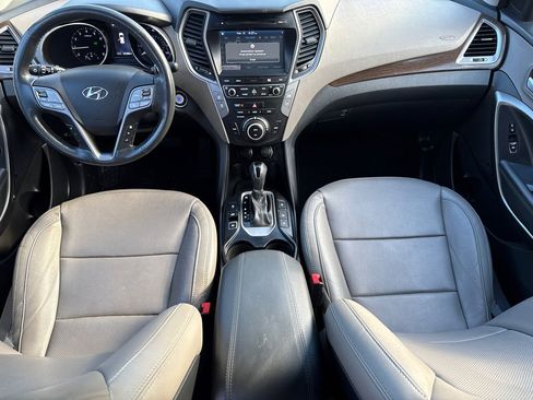 Used 2017 Hyundai Santa Fe Sport w/ 2.0T Ultimate Tech Package 05 FWD image 11