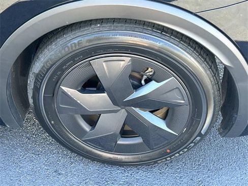 Used 2024 Toyota Prius LE image 13