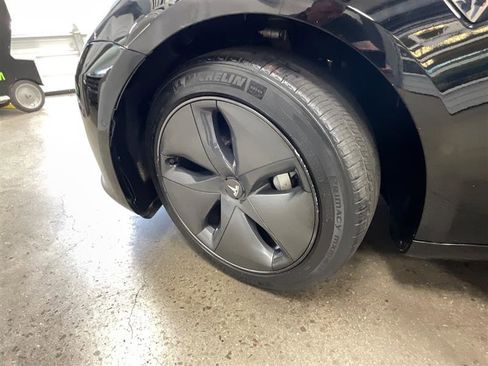 Used 2020 Tesla Model 3 Standard Range RWD image 20